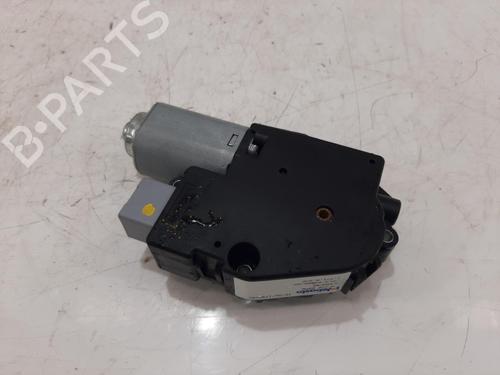 Used Sunroof engine Sunroof engine LAND ROVER RANGE ROVER IV (L405) 4.4 SDV8 4x4 (340 hp) 32503384 32503384