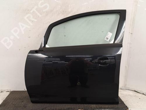 Used Left front door Left front door VAUXHALL CORSA Mk III (D) (S07) 1.2 i 16V (L08) (86 hp) 33700092 33700092