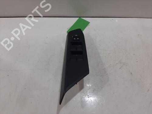 Used Right front window switch Right front window switch 38076578 38076578