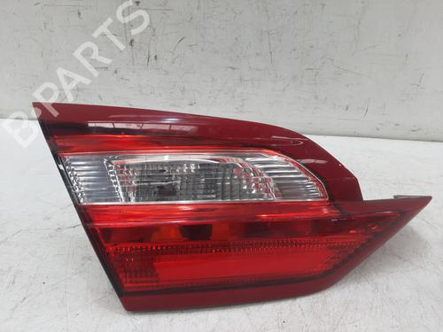 Venstre baglygte bagklap Venstre baglygte bagklap FORD FIESTA VII (HJ, HF) 1.1 Ti-VCT (86 hp) 37422059 37422059