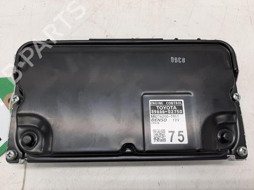 Control unit TOYOTA COROLLA Hatchback (_E21_, _EA1_, _EH1_) 1.8 Hybrid (ZWE211, ZWE219) | BP33839217M11 - Image 3