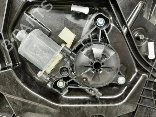 Rudehejsemekanisme Højre foran VW GOLF VIII (CD1, DA1) 2.0 TDI | BP31360813C23