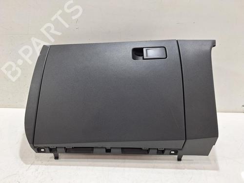 Used Glove box VW TAIGO (CS1) 1.0 TSI (110 hp) 28084518