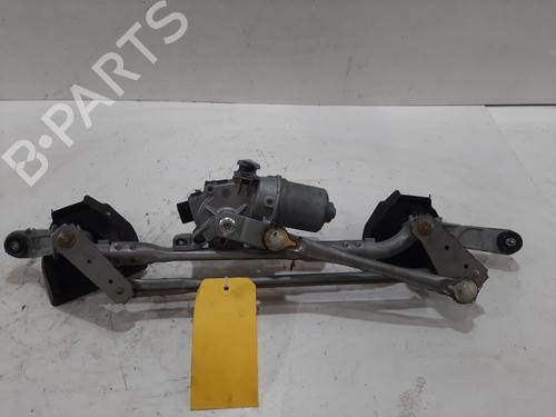 Used Front wiper motor SUZUKI CELERIO (LF) 1.0 (AVK310) (68 hp) 30286263
