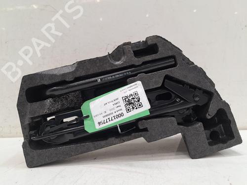 Used Jack Kit Jack Kit VAUXHALL CORSA Mk III (D) (S07) 1.4 (L08) (101 hp) 35768670 35768670