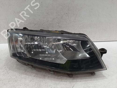 Used Right headlight Right headlight SKODA OCTAVIA III (5E3, NL3, NR3) 1.6 TDI (105 hp) 33699861 33699861