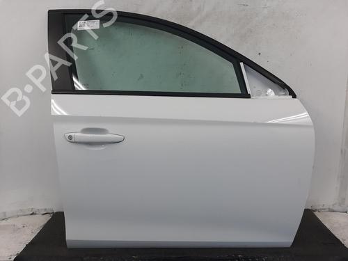 Used Right front door VAUXHALL CORSA Mk V (F) 1.2 (101 hp) 31009616