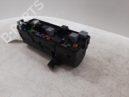 Used Fuse box Fuse box LAND ROVER RANGE ROVER SPORT II (L494) 4.4 SDV8 4x4 (340 hp) 34376675 34376675
