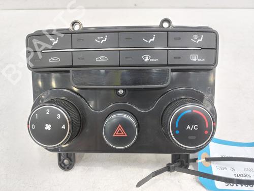 Used Climate control Climate control 26863789 26863789