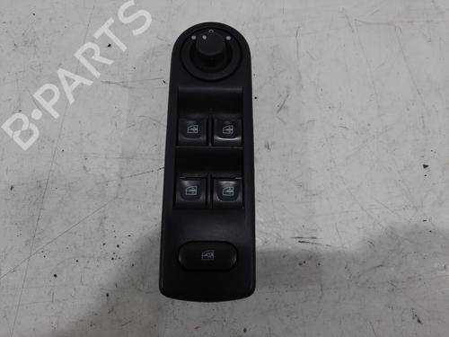 switch-renault-captur-i-j5_-h5_-2013-34577302 main image
