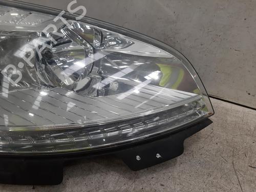 Right headlight CITROËN C4 Picasso I MPV (UD_) 1.6 HDi 110 | BP26860803C29 