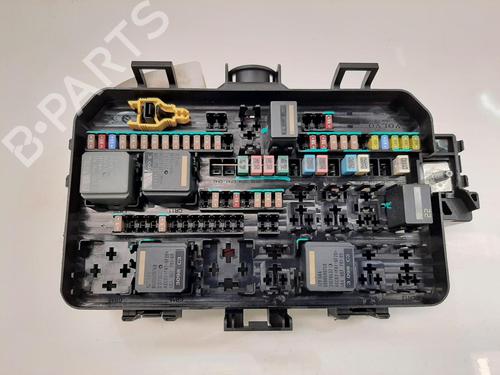 Used Fuse box Fuse box 34233687 34233687