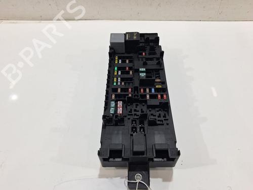 Used Fuse box LAND ROVER RANGE ROVER SPORT II (L494) 3.0 SDV6 Hybrid 4x4 (340 hp) 30958501