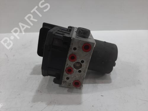 Used ABS pump JAGUAR X-TYPE I Estate (X400) 2.0 D (130 hp) 26818682