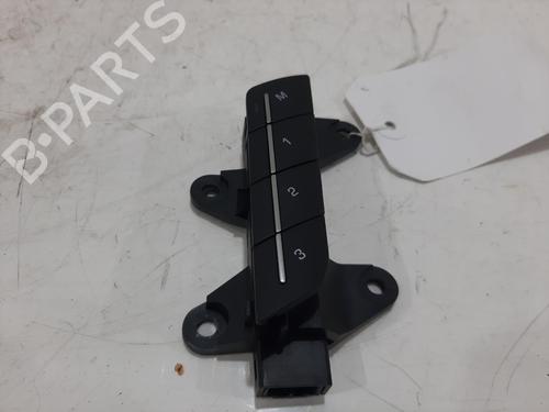 electronic-module-jaguar-i-pace-x590-2018-30789725 main image