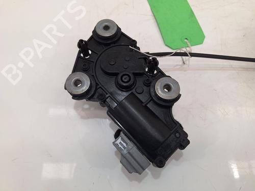 tailgate-lock-volvo-xc40-536-2017-26765518 main image