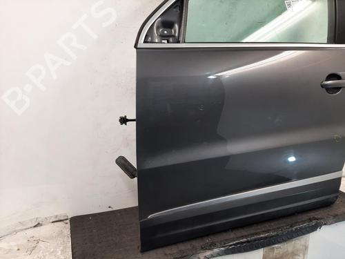 Left front door VW TIGUAN (5N_) 2.0 TDI 4motion | BP30180463C2 