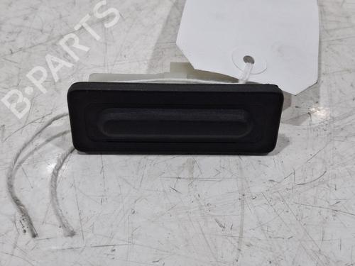 Used Tailgate handle Tailgate handle VAUXHALL GRANDLAND (OV64) 1.2 Hybrid (136 hp) 40021512 40021512