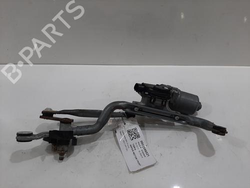 Used Front wiper motor Front wiper motor TOYOTA YARIS (_P13_) 1.5 Hybrid (NHP130_) (101 hp) 34038280 34038280