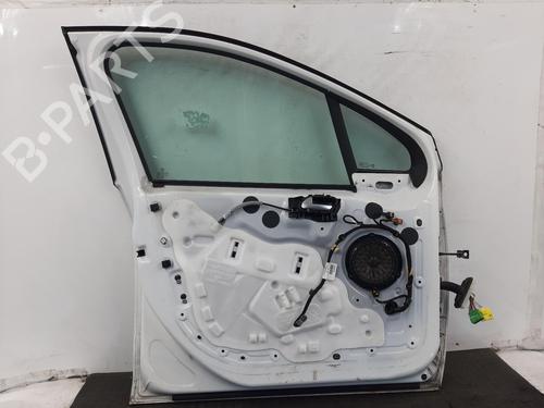 Left front door PEUGEOT 2008 I (CU_) 1.2 VTi | BP31685465C2 