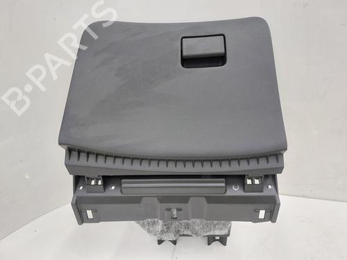 Used Glove box NISSAN JUKE (F15) 1.6 (117 hp) 26824592
