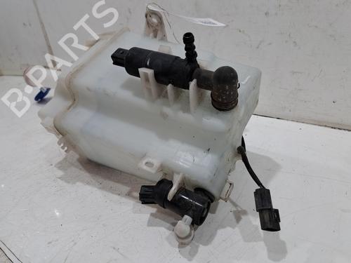 Windscreen washer tank KIA SORENTO III (UM) 2.2 CRDi 4WD | BP30179664C113 