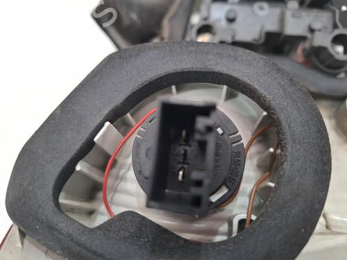 Right taillight BMW 1 Convertible (E88) 118 i | BP38327989C35 - Image 4
