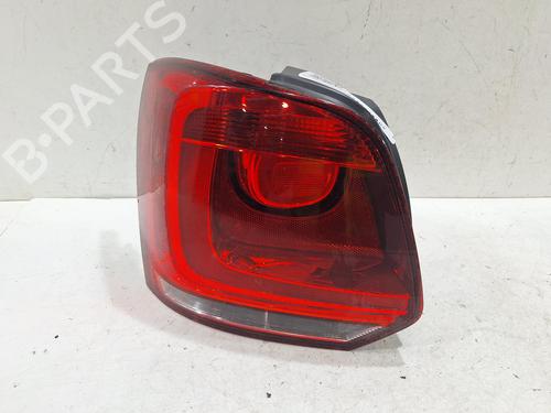 Używane Lampa tylna lewa VW POLO V (6R1, 6C1) 1.4 (6R1) (85 hp) 32381096