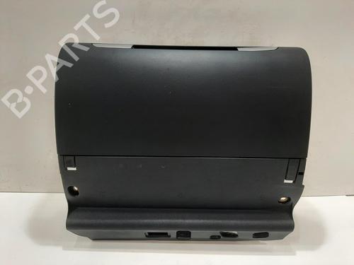 Used Glove box AUDI A3 (8P1) 1.6 (102 hp) 30722408