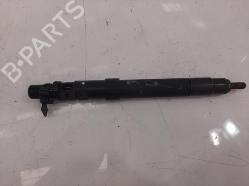 Inyector Inyector FORD FOCUS III Turnier 2.0 TDCi (163 hp) 37409232 37409232
