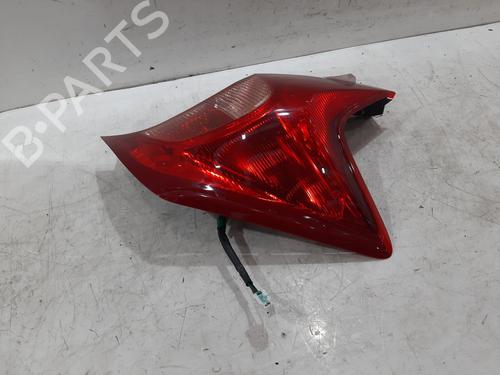 right-taillight-nissan-note-e12-2012-37465265 main image