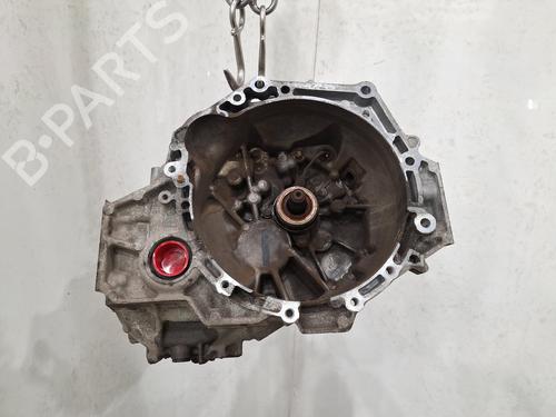 Used Gearbox TOYOTA YARIS (_P13_) 1.3 (NSP130_, NSP130) (99 hp) 28449185