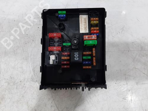 fuse-box-vw-golf-vi-5k1-2008-2009-2010-2011-2012-2013-2014-36594500 main image