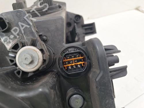 Left headlight KIA CARENS IV 1.7 CRDi | BP31538006C28 