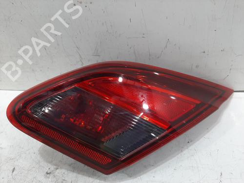 Used Right taillight VAUXHALL CORSA Mk IV (E) (X15) 1.4 (90 hp) 31361530