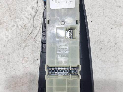 Switch NISSAN NOTE (E11, NE11) 1.6 | BP32325131I30