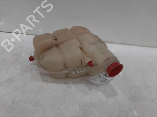 expansion-tank-bmw-1-f40-2019-26840955 main image