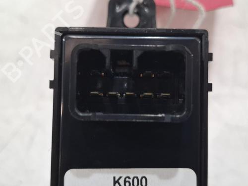 Left front window switch HYUNDAI ix20 (JC) 1.4 | BP39405939I27 - Image 4