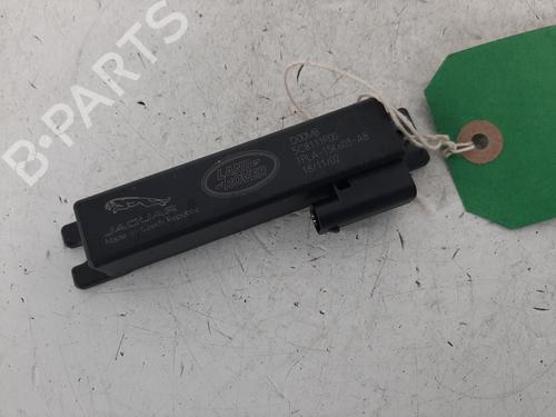 antennebase-jaguar-i-pace-x590-2018-26744182 main image