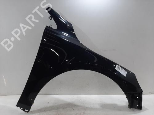 Używane Błotnik przedni prawy VOLVO V40 Hatchback (525) D4 (190 hp) 30928123