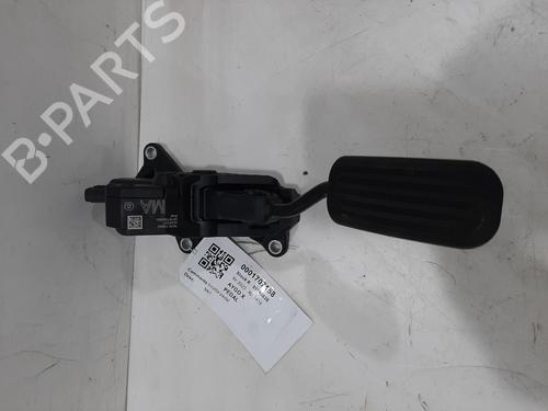 pedal-toyota-aygo-x-_b7_-2022-34533364 main image