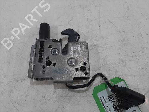 Serratura cofano anteriore SEAT ARONA (KJ7, KJP) 1.0 TSI (116 hp) 30671841