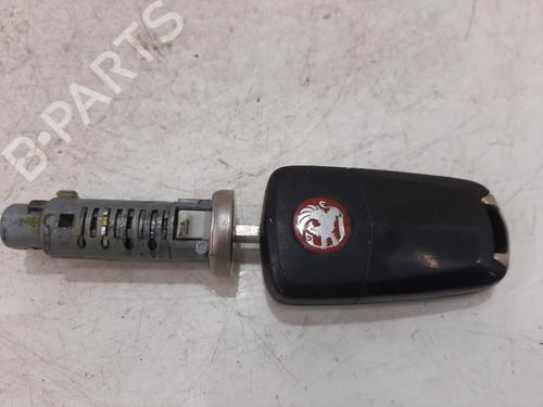 Used Ignition barrel VAUXHALL CORSA Mk III (D) (S07) 1.4 (L08) (101 hp) 30671147