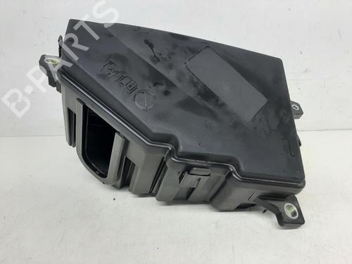 fuse-box-volvo-v90-ii-estate-235-2016-26775068 main image