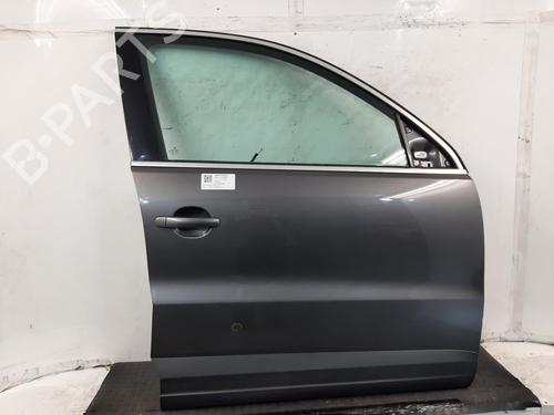 Used Right front door VW TIGUAN (5N_) 2.0 TDI 4motion (140 hp) 31009736