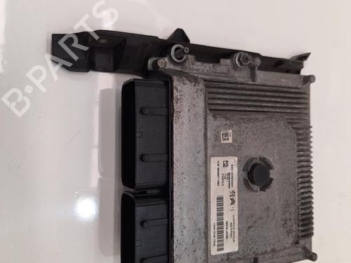 Used Control unit PEUGEOT 3008 II SUV (MC_, MR_, MJ_, M4_) 1.2 THP/ PureTech 130 (MRHNSM, MRHNSU, MRHNSJ, MRHNYW,... (131 hp) 27872045