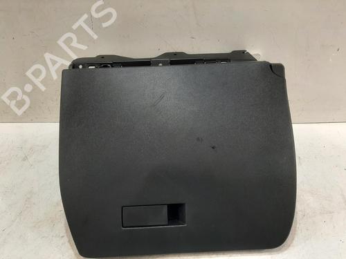 Used Glove box DS DS 3 / DS 3 CROSSBACK (UR_, UC_, UJ_) 1.2 PureTech 130 (URHNSS) (131 hp) 31361190
