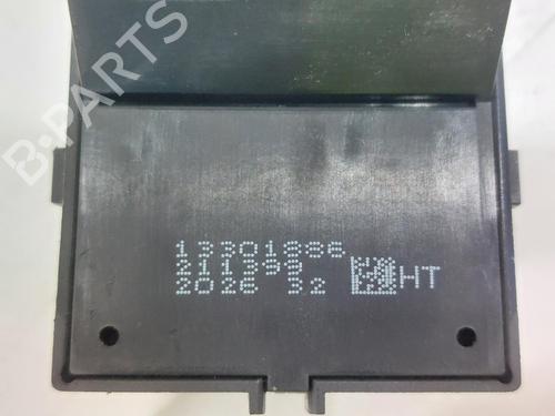 Right front window switch VAUXHALL ASTRA Mk VI (J) (P10) 2.0 CDTi | BP26865457I26 - Image 4