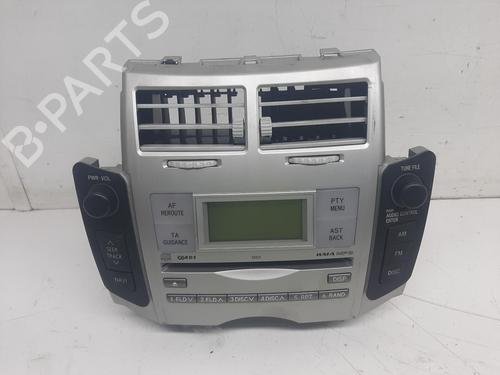 Used Radio TOYOTA YARIS (_P9_) 1.0 VVT-i (KSP90_, KSP90R) (69 hp) 26807068
