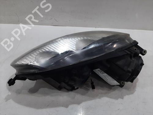 Right headlight VW GOLF V (1K1) 2.0 TDI 16V | BP26777475C29 